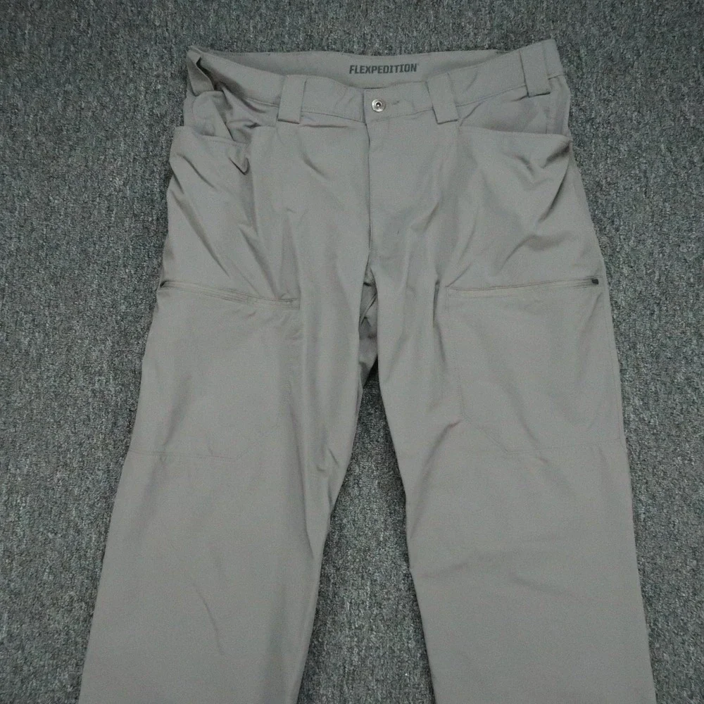 Duluth Trading Pants Mens 38x34 Gray Flexpedition Relaxed Fit Stretch Zip Pocket